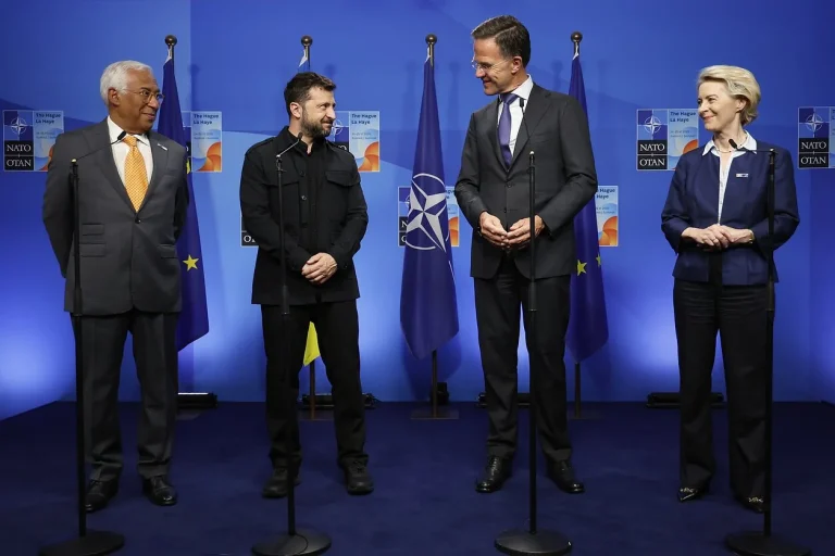 Рютте: загрози Росії не зупинять підтримку України союзниками