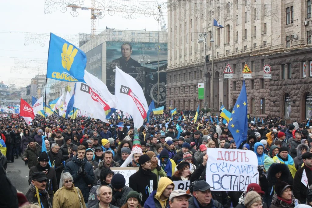 Скандали біля Банкової зачіпають довіру союзників і тил